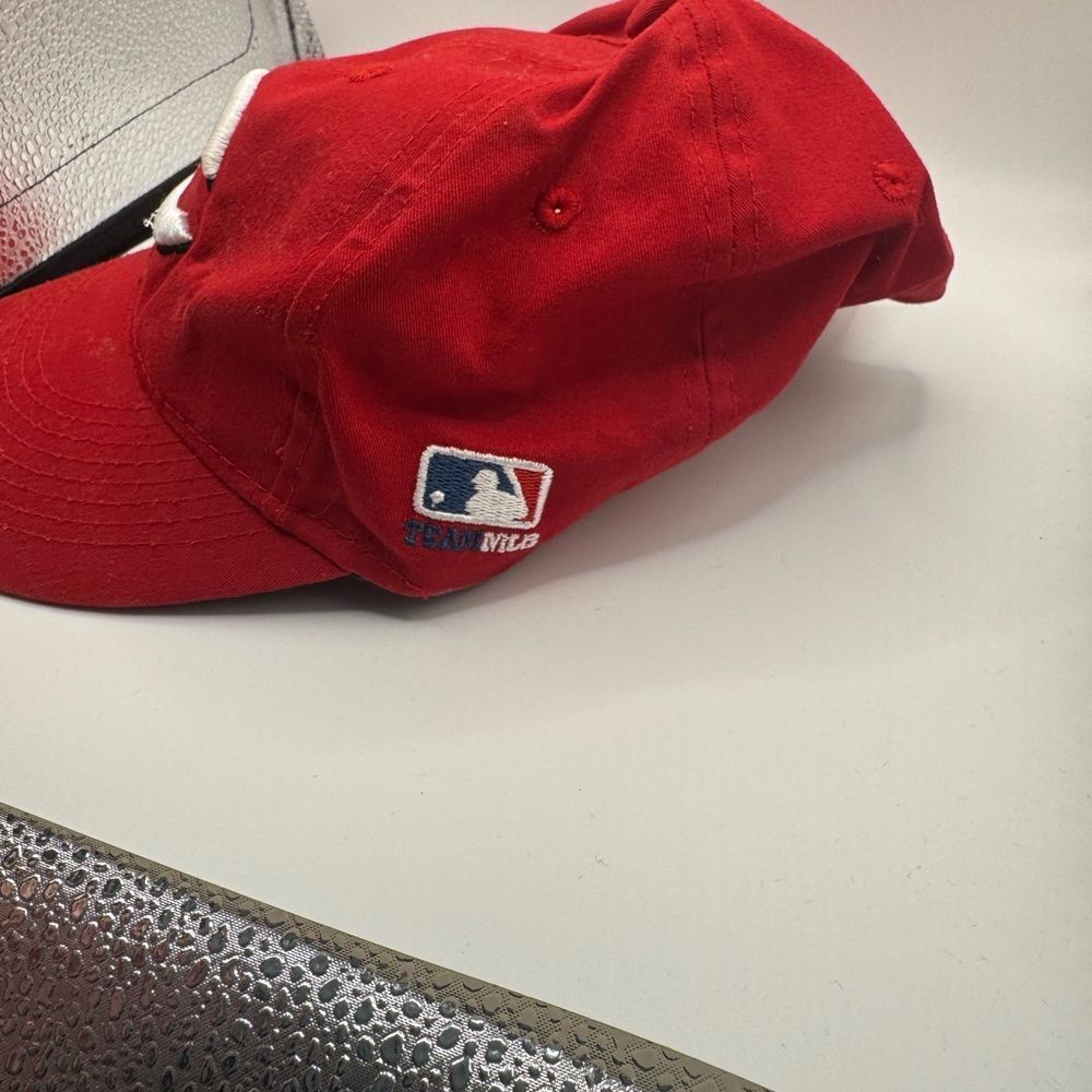 Cincinnati Reds Baseball Cap with Logo - Picture 4 of 5